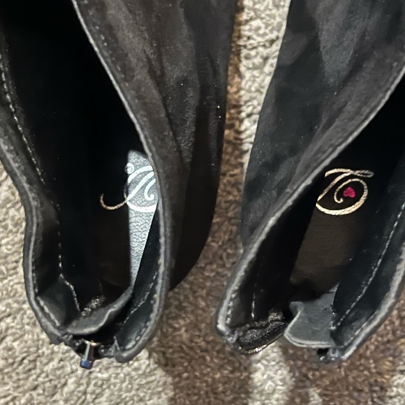 3/$15. New Booties  9 - Picture 4 of 5